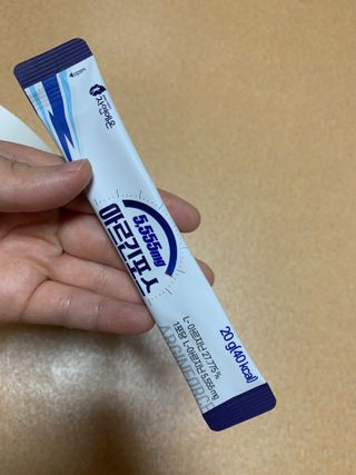 자연에온 아르긴포스 L-아르기닌 5555mg 스틱 15개입 1박스 — 5점을 준 리뷰어가 2021년 6월 올린 사용 사진