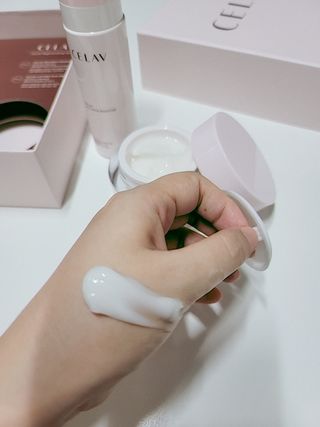 프리마인 바르기만 하면 철벽 스킨케어+24시간 마스크팩 효과. 셀라브 리제너레이팅 시스템 부스터+크림 세트 — 5점을 준 리뷰어가 2023년 7월 올린 사용 사진