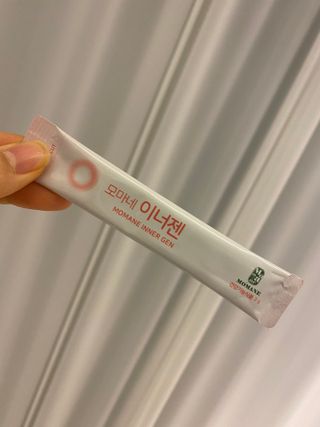 [모마네] 이너뷰티 히알루론산 비오틴 코큐텐 저분자피쉬콜라겐 - 3 g 30포 ★석류맛 — 5점을 준 리뷰어가 2021년 12월 올린 사용 사진