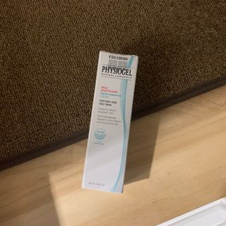 피지오겔 레드수딩 시카밸런스 크림 50ml — 4.5점을 준 리뷰어가 2022년 4월 올린 사용 사진