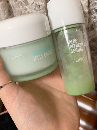 김정문알로에 큐어 큐어 알로에 리프레쉬 젤리 세럼, 큐어 알로에 하이드로 젤리 크림 — 5점을 준 리뷰어가 2021년 2월 올린 사용 사진