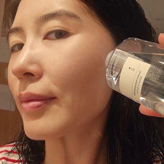 나우_스마트스토어 구매평 [디르] 카사바 하이드레이팅 워터 — 5점을 준 리뷰어가 2025년 4월 올린 사용 사진