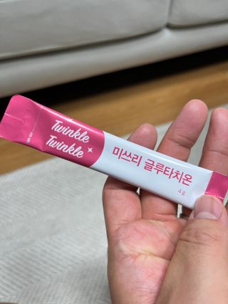 메디포스트 모비타 미쓰리 글루타치온 30포 — 5점을 준 리뷰어가 2023년 2월 올린 사용 사진