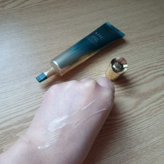 [NEW 탄력유턴 아이크림] AHC 유스 래스팅 리얼 아이크림 포 페이스 — 5점을 준 리뷰어가 2021년 1월 올린 사용 사진
