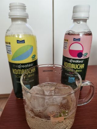 더그레잇티 콤부차 [매일유업] 더그레잇티 44kcal 콤부차 300ml *12개입 (오리지널 6개+베리리치 6개) — 5점을 준 리뷰어가 2023년 8월 올린 사용 사진