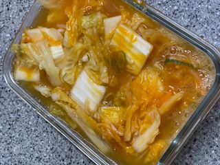 셰프애찬 단호박 백김치 1kg — 5점을 준 리뷰어가 2022년 10월 올린 사용 사진
