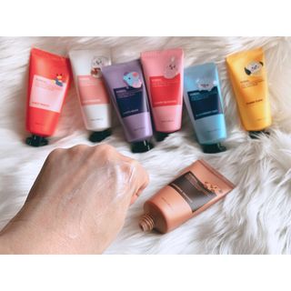 쿤달 BT21 시어버터 앤 마카다미아 퓨어 핸드크림 50ml 7구 기프트 세트 — 5점을 준 리뷰어가 2021년 3월 올린 사용 사진