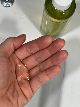 스킨큐어 산다화 순한 클렌징 동백 오일 200ml — 4점을 준 리뷰어가 2023년 2월 올린 사용 사진