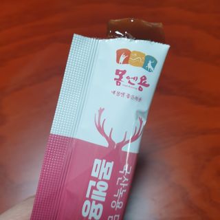 [몸엔용] 녹용 담은 탱탱 콜라겐 녹용 콜라겐 젤리 15g x 20포 — 5점을 준 리뷰어가 2022년 4월 올린 사용 사진