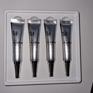 아이디플라코스메틱 아이디 브이로직 플러스 크림 15ml X 4EA — 4점을 준 리뷰어가 2022년 1월 올린 사용 사진