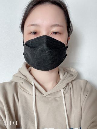 [이지아 마스크] 애니가드 더솔루션마스크, 블랙N화이트 KF94 대형 — 5점을 준 리뷰어가 2021년 3월 올린 사용 사진