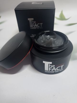 The Fact 더팩트 에스에프엔 브라이트닝 안티 링클 크림 50ml — 5점을 준 리뷰어가 2022년 5월 올린 사용 사진