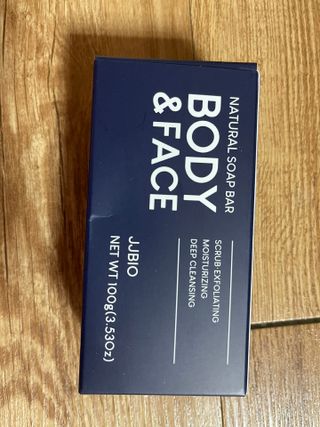 제이제이바이오 허브마사지바 올인원 알약비누 — 3.5점을 준 리뷰어가 2022년 4월 올린 사용 사진