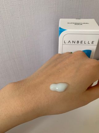 랑벨 수퍼내츄럴 아쿠아 수딩 크림 100ml — 5점을 준 리뷰어가 2022년 6월 올린 사용 사진