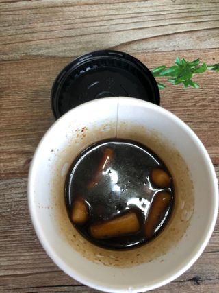 유비쿡 컵떡볶이 매운컵떡볶이2개/ 짜장컵떡볶이 2개  총 4개세트 — 5점을 준 리뷰어가 2021년 2월 올린 사용 사진