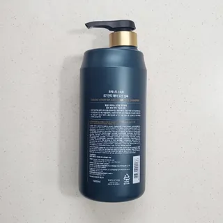 [포레스트스토리] 탈모증상완화 샴푸 1,000ml — 5점을 준 리뷰어가 2022년 6월 올린 사용 사진