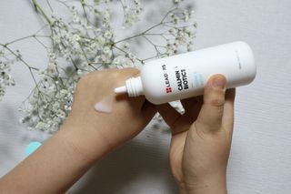 리더스코스메틱 리더스 카밍 바이오틱스 에센스 워터 — 5점을 준 리뷰어가 2021년 2월 올린 사용 사진
