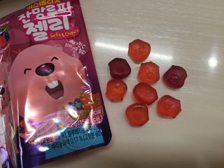 [팔도] 잔망루피젤리 믹스베리맛 42g 8개 — 5점을 준 리뷰어가 2022년 2월 올린 사용 사진