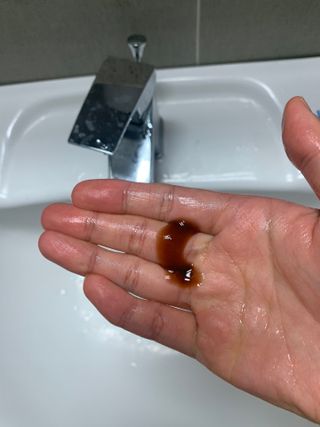 헤어플러스 콴디 플러피 클라우드 버블 팩 클렌저 — 4점을 준 리뷰어가 2021년 3월 올린 사용 사진