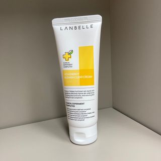 랑벨 비타 에너지 잡티 크림 75ml (피부 속 기미완화크림) — 5점을 준 리뷰어가 2022년 5월 올린 사용 사진