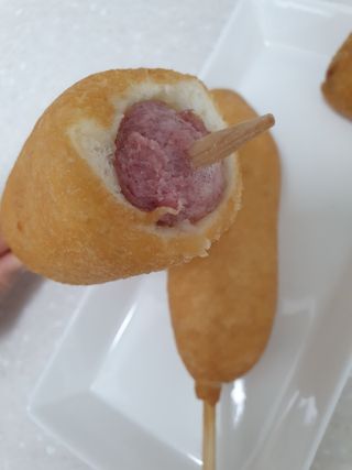 오마뎅 한우핫도그 — 5점을 준 리뷰어가 2021년 5월 올린 사용 사진