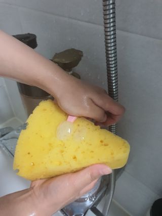 벨먼 내추럴스파 수분광채 스크럽 바디워시 600ml 5종 — 4점을 준 리뷰어가 2022년 5월 올린 사용 사진