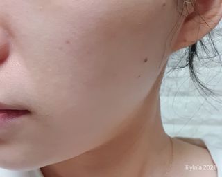 Re:NK 리엔케이 핑크 볼륨 래디언스 컬러크림 — 5점을 준 리뷰어가 2021년 8월 올린 사용 사진