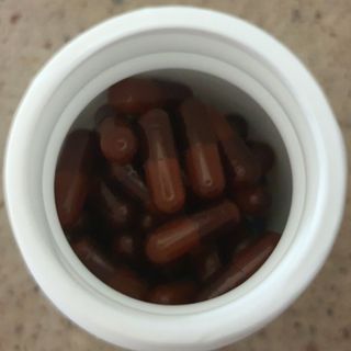 프리마인 홍삼의 강력한 에너지, 이제는 흡수율을 높인 최첨단 캡슐로 간편하게 초고속 충전하세요. — 5점을 준 리뷰어가 2022년 4월 올린 사용 사진