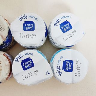매일바이오 그릭요거트 오리지널 플레인 4개, 로스터리 커피믹스 4개 — 4점을 준 리뷰어가 2021년 12월 올린 사용 사진