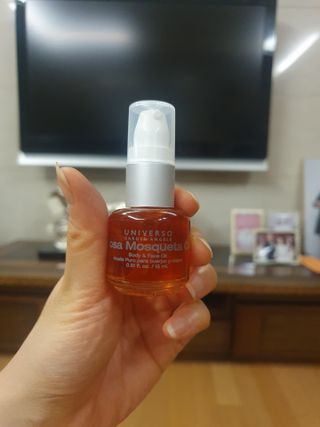 유니베르소 로즈힙 오일 15ml — 5점을 준 리뷰어가 2021년 6월 올린 사용 사진