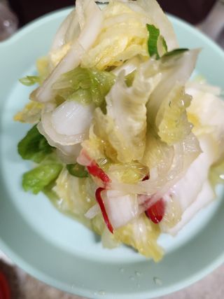 셰프애찬 단호박 백김치 1kg — 4점을 준 리뷰어가 2022년 10월 올린 사용 사진