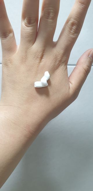 [위켄더스] 끈적임 없이 수분감을 채워주는 핸드& 바디로션 1종 랜덤발송 — 5점을 준 리뷰어가 2022년 5월 올린 사용 사진