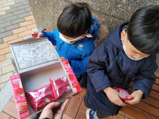 롯데제과 ABC초코쿠키 핑크베리 — 5점을 준 리뷰어가 2021년 2월 올린 사용 사진