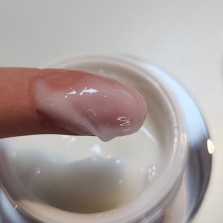 프리마인 바르기만 하면 철벽 스킨케어+24시간 마스크팩 효과. 셀라브 리제너레이팅 시스템 부스터+크림 세트 — 5점을 준 리뷰어가 2023년 4월 올린 사용 사진