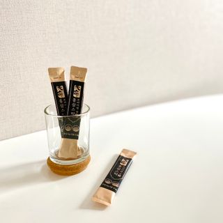 헬스업_천명진프리미엄홍삼스틱_10ml x 30포 — 5점을 준 리뷰어가 2021년 2월 올린 사용 사진