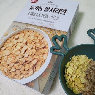 씨알푸드 유기농 쌀 시리얼 390g + 갓 구운 유기농 발아통곡물 150g — 4.5점을 준 리뷰어가 2022년 1월 올린 사용 사진