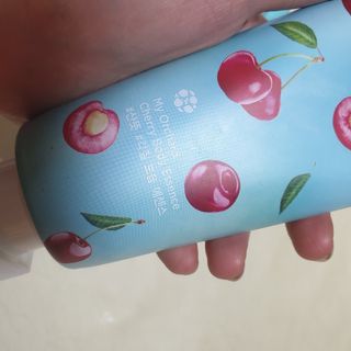 [후르디아] 과즙 뿜뿜_체리 바디워시+바디에센스 세트 — 5점을 준 리뷰어가 2020년 12월 올린 사용 사진