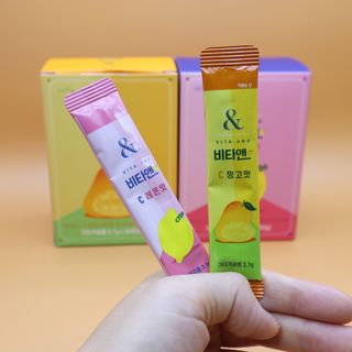 비타앤C 레몬맛, 망고맛 — 5점을 준 리뷰어가 2021년 7월 올린 사용 사진