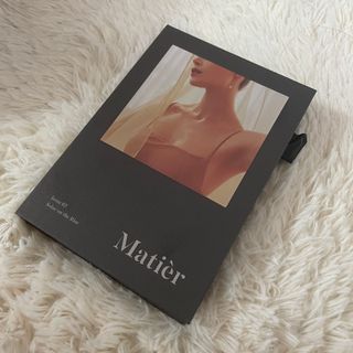 마티에 메이크업북 3종 세트 — 5점을 준 리뷰어가 2022년 3월 올린 사용 사진