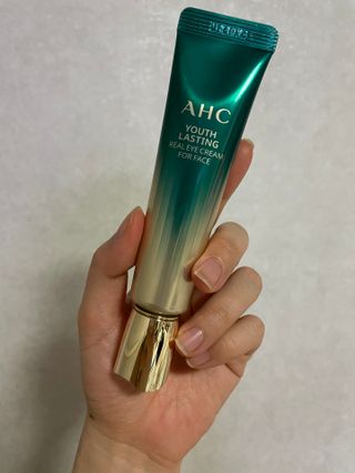 [NEW 탄력유턴 아이크림] AHC 유스 래스팅 리얼 아이크림 포 페이스 — 5점을 준 리뷰어가 2021년 3월 올린 사용 사진