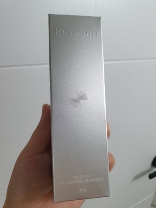 나우 [리브엠] 화해 1등 클렌징 파우더! 모공&피지 말끔순삭 — 5점을 준 리뷰어가 2023년 6월 올린 사용 사진