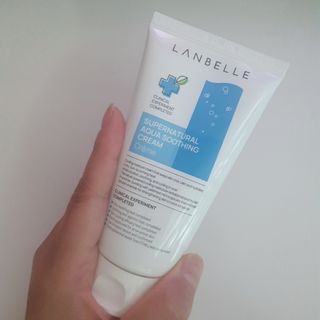 랑벨 수퍼내츄럴 아쿠아 수딩 크림 100ml — 5점을 준 리뷰어가 2022년 4월 올린 사용 사진