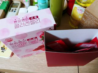 헬스업_쁘띠쁘띠석류콜라겐젤리_20g x 14포 — 5점을 준 리뷰어가 2021년 1월 올린 사용 사진