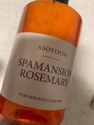 아소윤 기분좋은 향기 부드러운 거품 스파맨션 바디클렌져 5종 중 택1 + 마리아띠 샴푸두피볼 3종 중 1 랜덤발송 — 5점을 준 리뷰어가 2021년 8월 올린 사용 사진