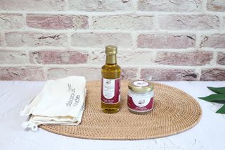 [딜리셔스코드] 타르투피 알레산드로 로시 트러플 소금 100g +트러플 오일 100ml set — 5점을 준 리뷰어가 2022년 6월 올린 사용 사진