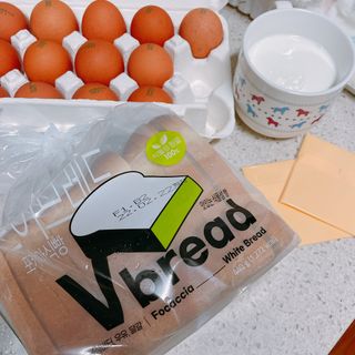 롯데제과 Vbread 포카치아식빵1개 + 미니식빵 1개 + 머핀 2개 세트 — 5점을 준 리뷰어가 2021년 9월 올린 사용 사진