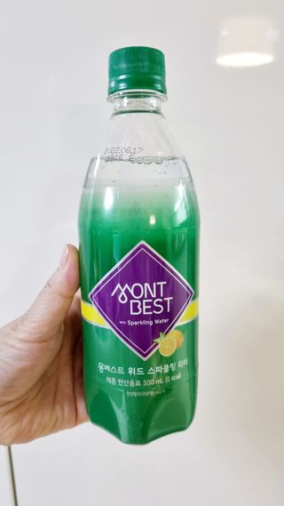 몽베스트 Montbest with Sparkling water Lemon OR Lime 20병(랜덤) — 5점을 준 리뷰어가 2021년 10월 올린 사용 사진