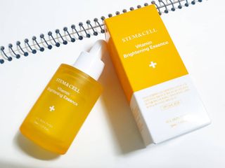 체르엠 스템앤셀 비타민 브라이트닝 에센스 30ml 1개 — 4점을 준 리뷰어가 2021년 12월 올린 사용 사진