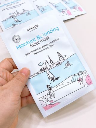 세뚜아(Cettua) [세뚜아] 모이스처 밸런싱 페이셜 마스크 Cettua Moisture Balancing Facial Mask 5매 — 5점을 준 리뷰어가 2024년 4월 올린 사용 사진