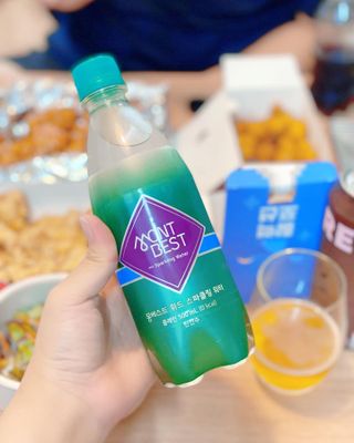 몽베스트 Montbest with Sparkling water Plain 20병 — 5점을 준 리뷰어가 2022년 10월 올린 사용 사진